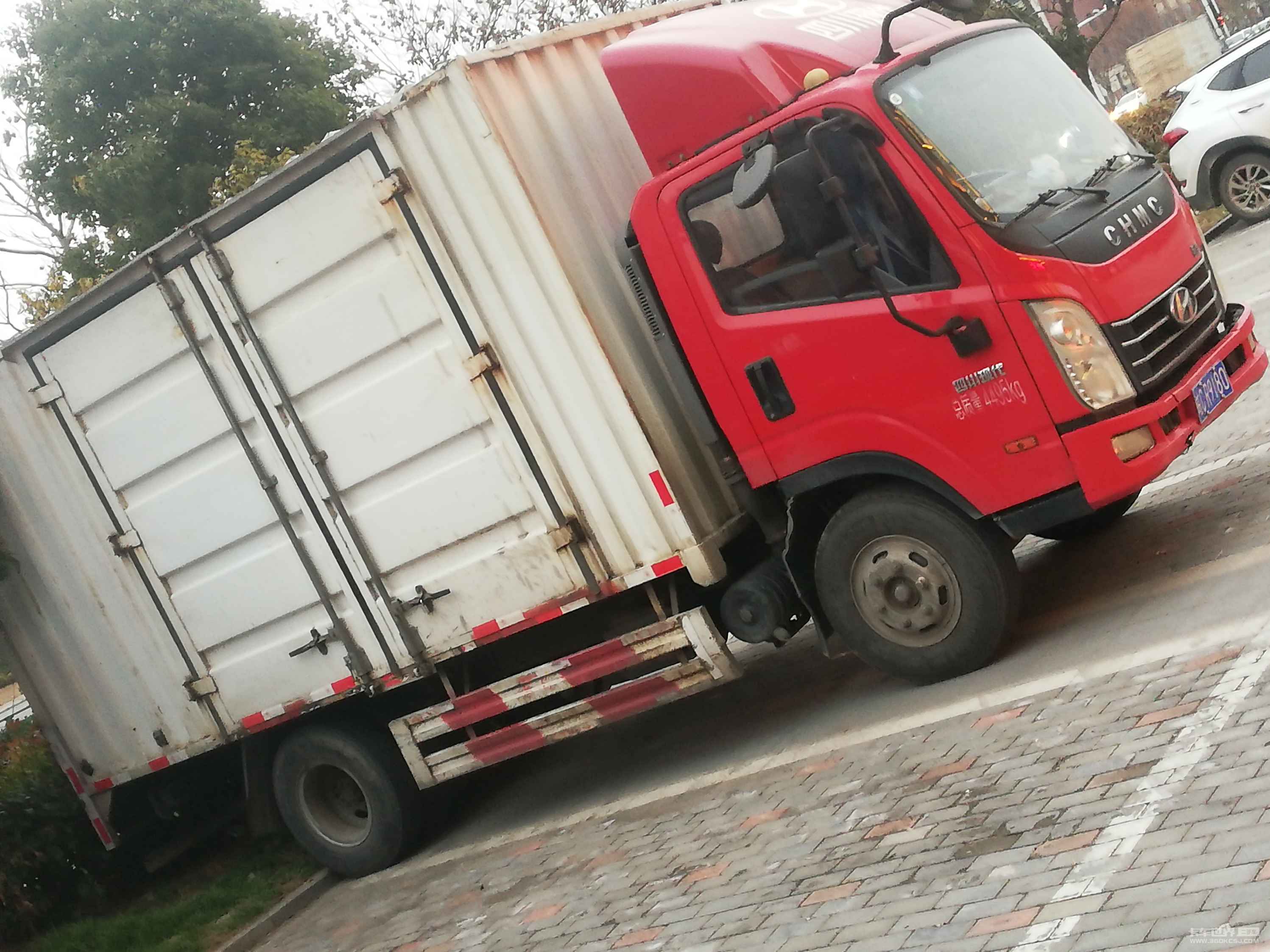 载货车 致道300N 130马力