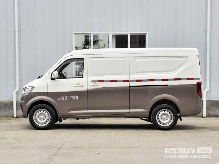 载货车 跨越者 90马力