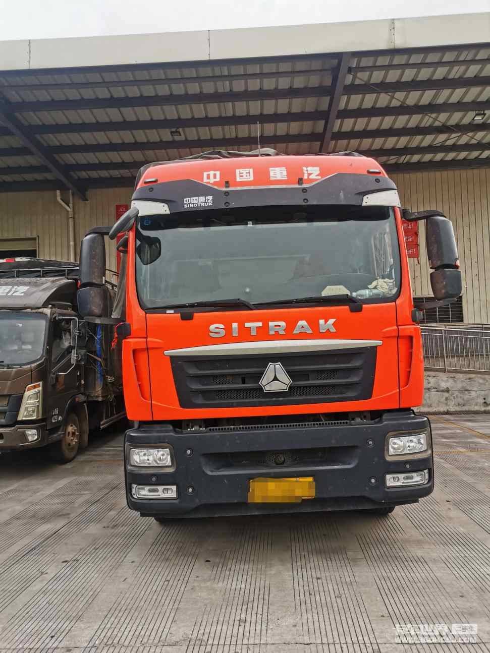 载货车 SITRAK C5H 240马力